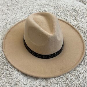 Tan Wide Brim Felt Hat